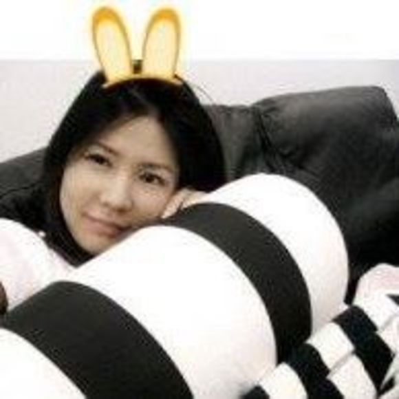 Meet your Posher, Kay - Picture 1 of 1